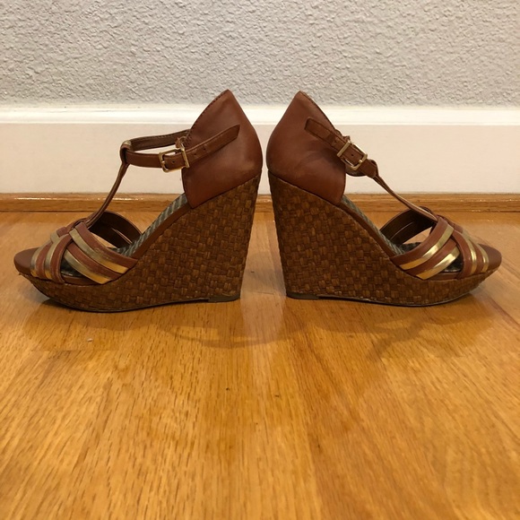 (US 4) Authentic Jessica Simpson Wedges - Picture 3 of 4